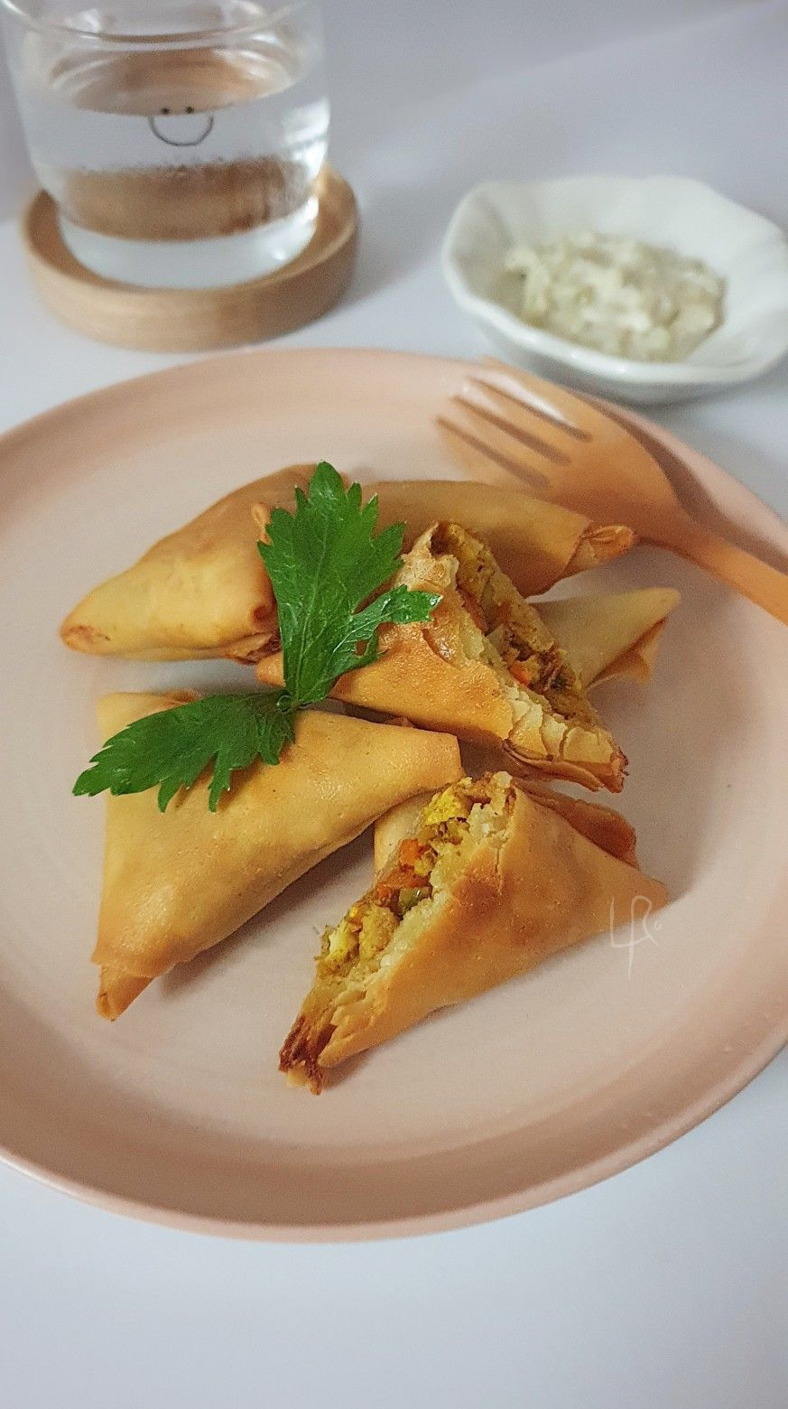 سبموسه veloura